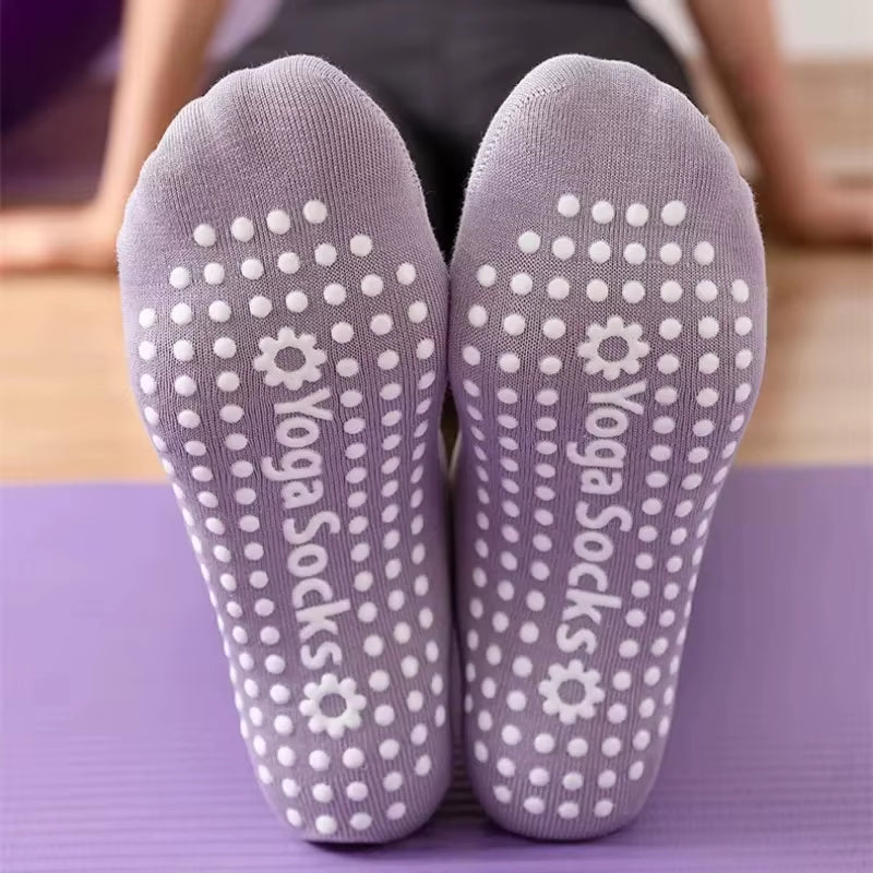 Woman's Breathable Non-Slip Yoga Socks - JoyClik