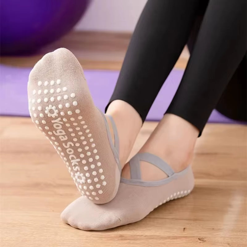 Woman's Breathable Non-Slip Yoga Socks - JoyClik